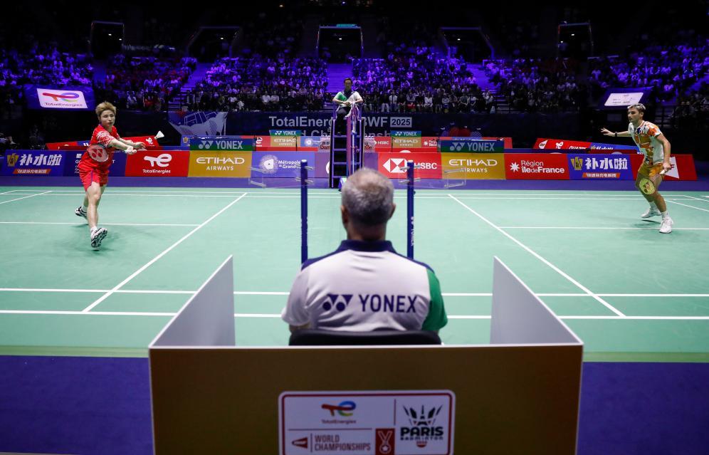 现形成鲜明 现形成鲜明